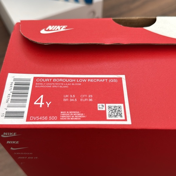 Nike Pale Purple Sneakers - NWT - Picture 5 of 5